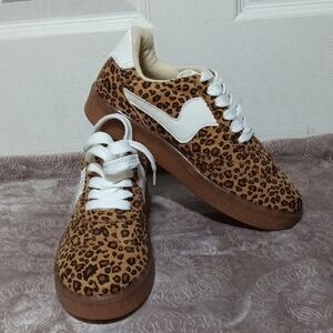 Lena Leopard Sneakers